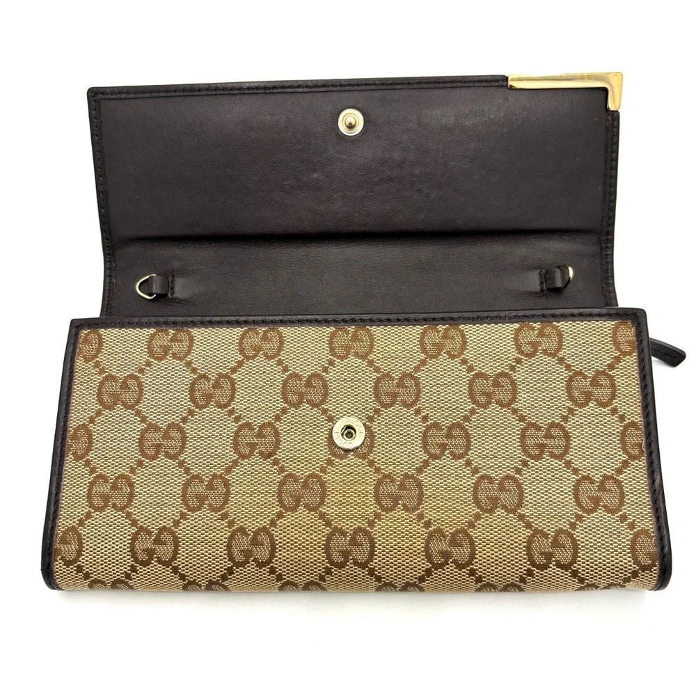 Gucci Brown Wallet with Iconic Monogram Wallet on chain - Picture 5 of 10
